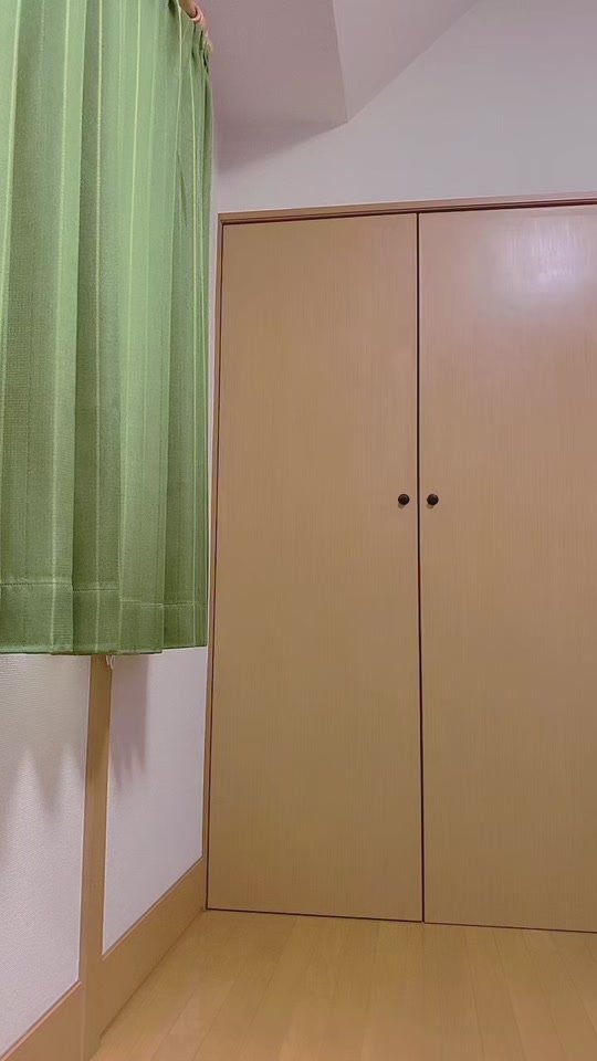 皆がTikTok開く時間は何時が一番多いですか？🫠教えてくださいいい🙃　ファンマ作ってくださいってありがたいことに何件かコメント頂くのですがなかなか決まらない、、、🫠　#踊ってみた #制服 #地雷 #むちむち #コスプレ #ツインテール #地雷好き