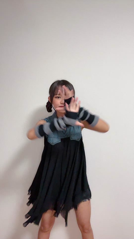 ユニバ行きたいいい💜(けど怖そう…) #foryou #fypシ #おすすめ #小熊莉々葉 #ado #唱 #ゾンビデダンス #ユニバ #usj唱ダンスチャレンジ
