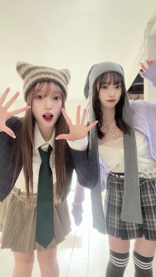 ラフォーレ原宿でじゅんゆなの展示会やってるよ💗見に来てね@ゆうな♊️👯유나 @じゅんなJUNNA♊️👯