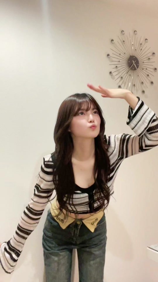 「女は主人公嫌い」っていう批判コメントに女の子が「私は好き」とか「女だけどえっちだなっと思って見てます」とか沢山の好きコメントあって本当にびっくりしたありがとう救われた。女の子のこういう所が大好き。私の男視聴者達！こういう女達を一緒に！！！守ろうな！！！！