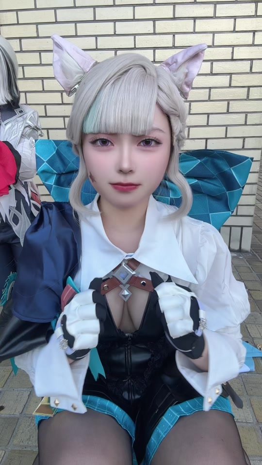 ほっぺ硬い🤔 #cosplay #cosplayer #コスプレ #コスプレイヤー #アコスタ池袋 #genshinimpact #原神コスプレ #genshincosplay #リネット #lynette #lynettegenshinimpact #lynettecosplay