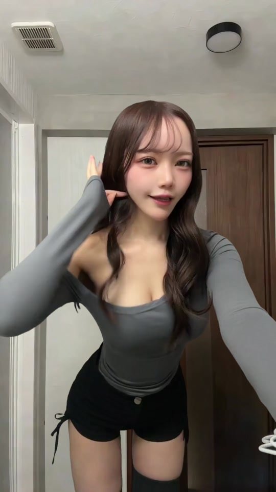 ベットが濡れてここじゃ寝られねぇ(⌒ ͜   ⌒)