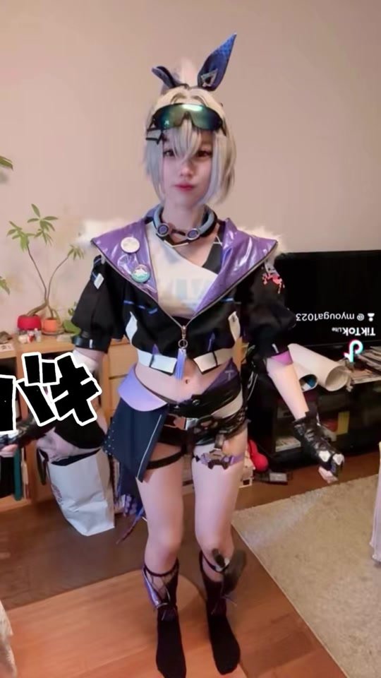 さ、さ、さんけた😭💕まだまだだけどありがチュ😚💋#cosplay #コスプレ #崩壊スターレイル #銀狼 #コスプレで踊ってみた