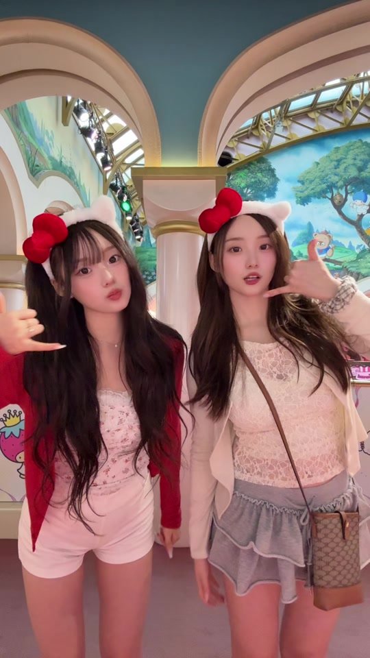 ピューロランド行ってきた🐱#じゅんゆな #双子 #twin@じゅんなJUNNA新垢♊️👯‍♂️ @ゆうな♊️👯유나