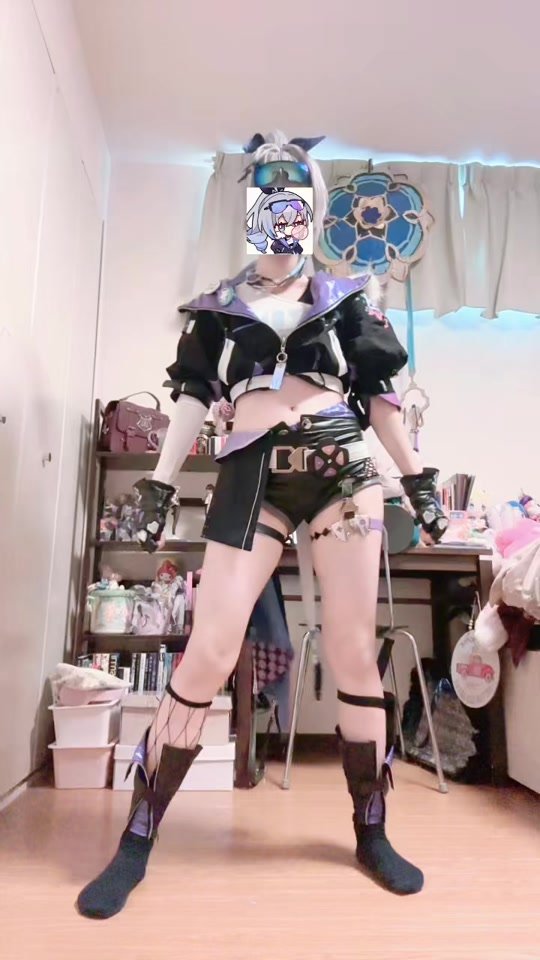 体型無加工だけどこれめちゃお腹すいてる‼️#cosplay #コスプレ #コスプレで踊ってみた #崩壊スターレイル #honkaistarrail #銀狼 #wildwolf