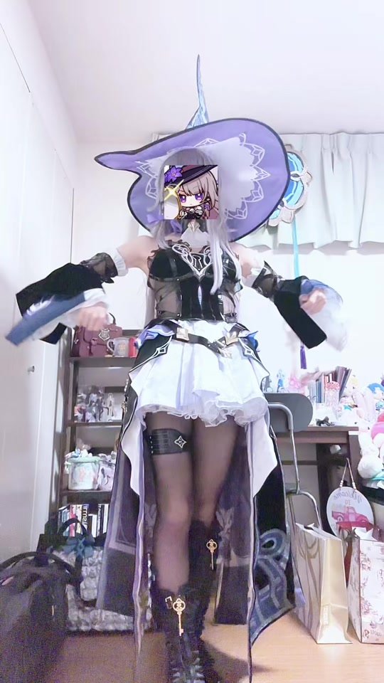 イベ前日練‼️新衣装はマダムヘルタです❣️引き続き今日はコメ返がんばります!#honkaistarrail #thehertacosplay #崩壊スターレイル #マダムヘルタコスプレ #コスプレで踊ってみた
