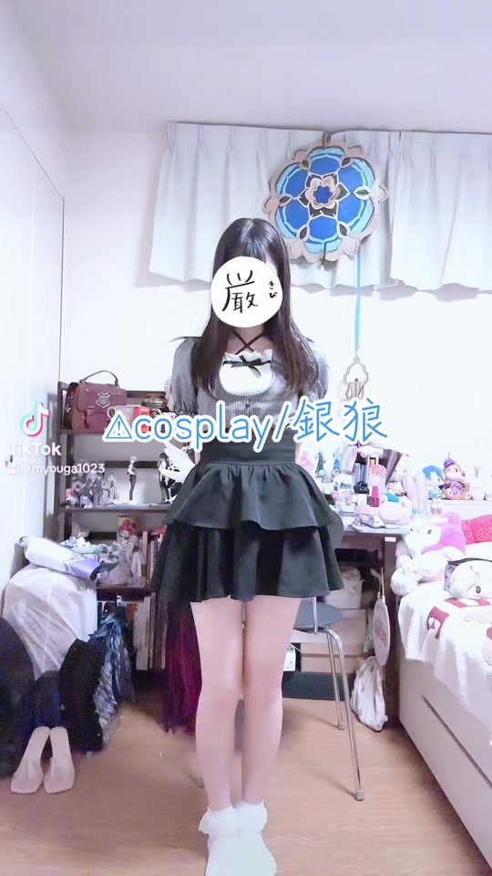 編集下手ぁぁあああ⁉️😭😭自我顔しんでてごめん午前3時なんだ今🥲私の動きにスタンプがついてこれんかった#cosplay #honkaistarrail #silverwolf #コスプレ #コスプレで踊ってみた