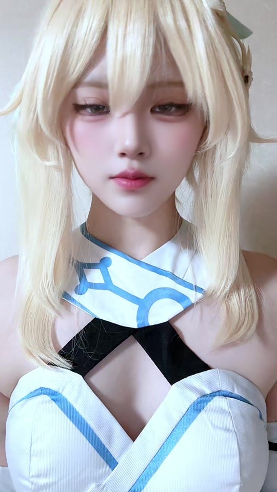 ウィンク得意なんです😉