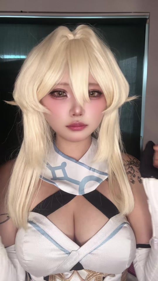 また撮影いきて〜〜 #Cosplay #Genshin #lumine #fyp