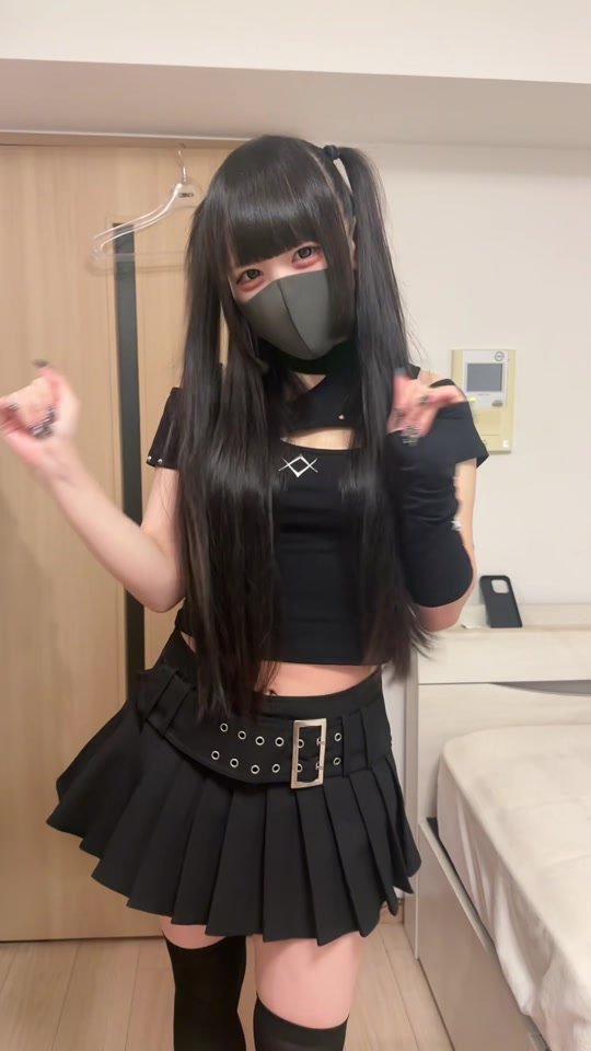 みんなー！毎日雨だけど元気にしてるかな> < ՞ 元気が出ない時はなにするのー？？ #地雷系女子 #おすすめにのりたい #自撮り界隈 #アイドル #fyp