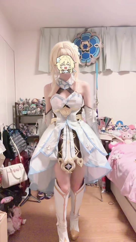 蛍ちゃん早くひろって〜‼️空くーーーん‼️🥺🥺ダイン--‼️🥺🥺#cosplay #gensinimpact #原神 #lumine #Lumine